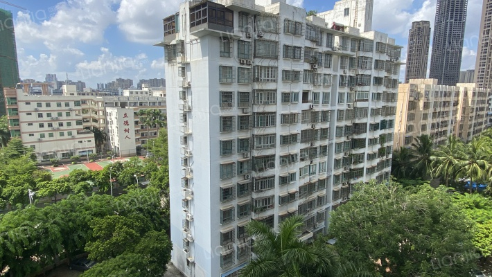 海口市振興南小區(qū)定制一套無(wú)負(fù)壓變頻加壓設(shè)備解決供水問(wèn)題